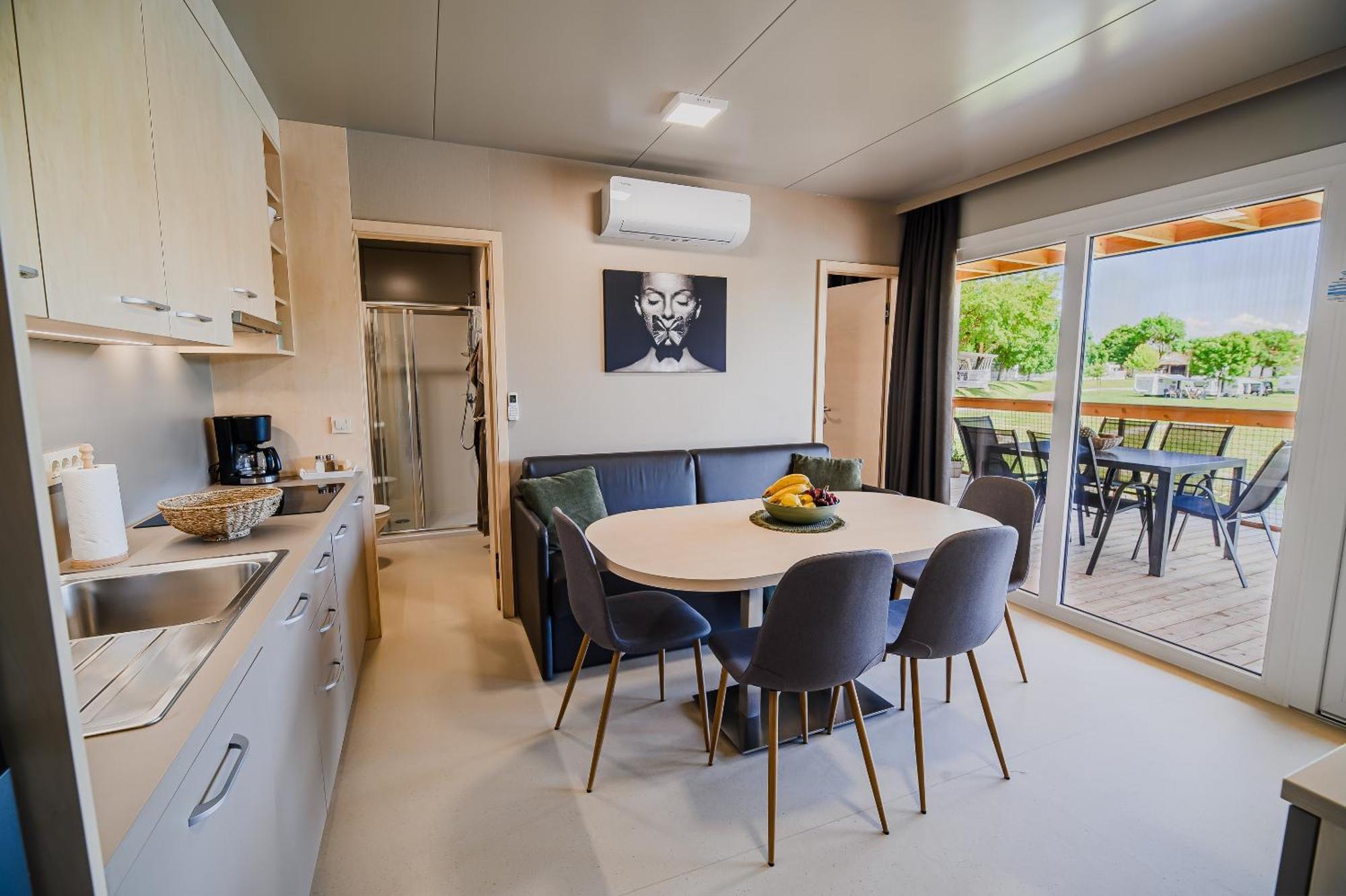 Deluxe Lake View Mobile Homes With Thermal Riviera Tickets Catez ob Savi Exterior photo